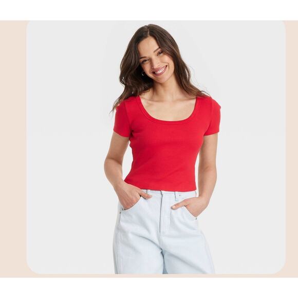 Women's Shrunken Short Sleeve Scoop Neck T-Shirt - Universal Thread™ Red L - Picture 1 of 7